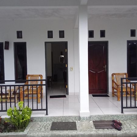 אנדה Eja Guest House מראה חיצוני תמונה